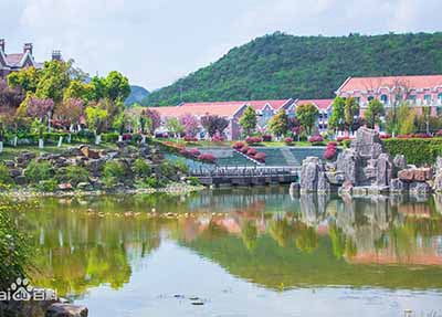 寶雞市金臺(tái)區(qū)職業(yè)教育中心(新華職業(yè)中專)2023年招生專業(yè)?學(xué)費(fèi)標(biāo)準(zhǔn)